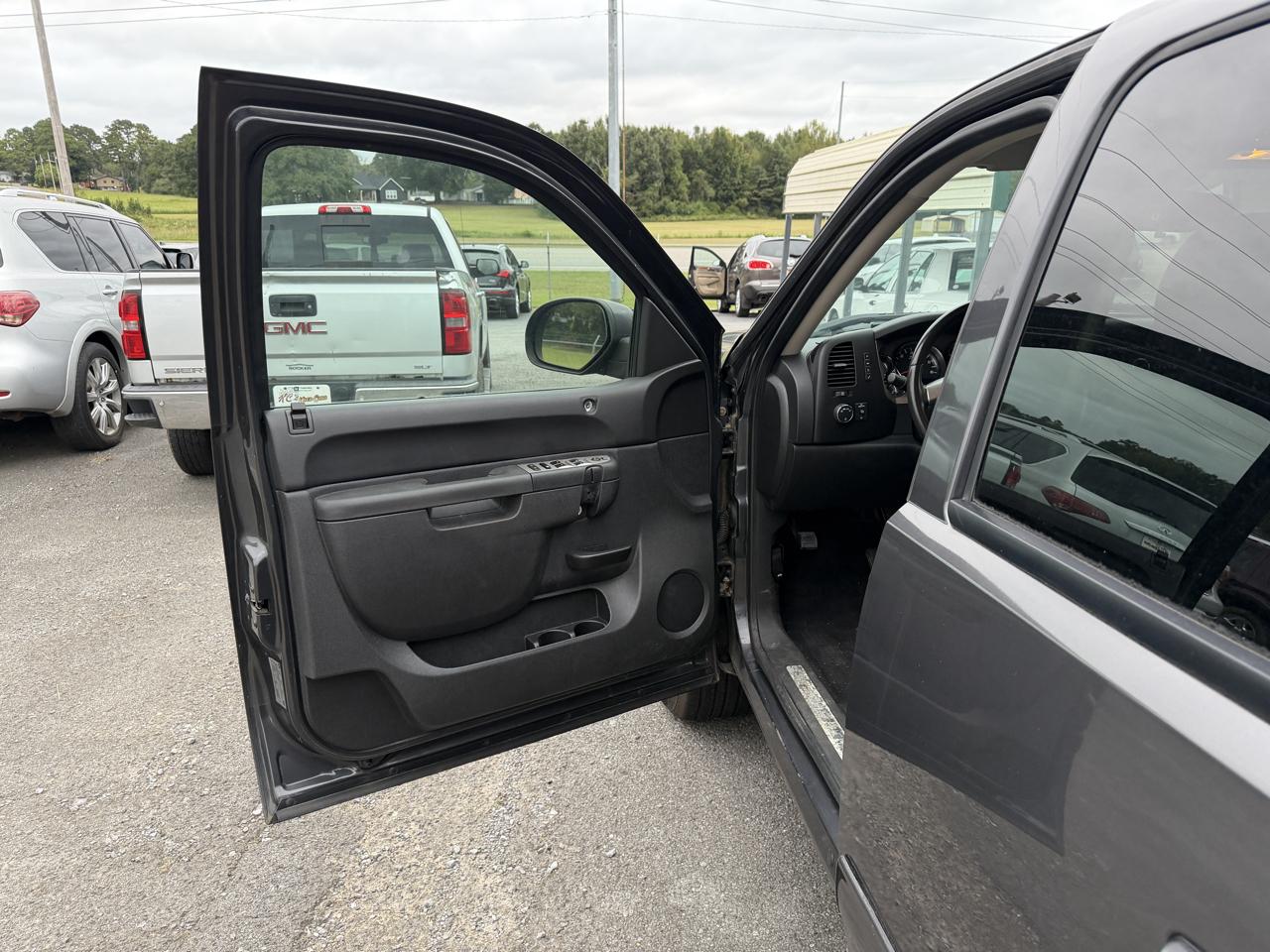 Chevrolet Silverado 1500 4WD Crew Cab 143.5" LT 2010