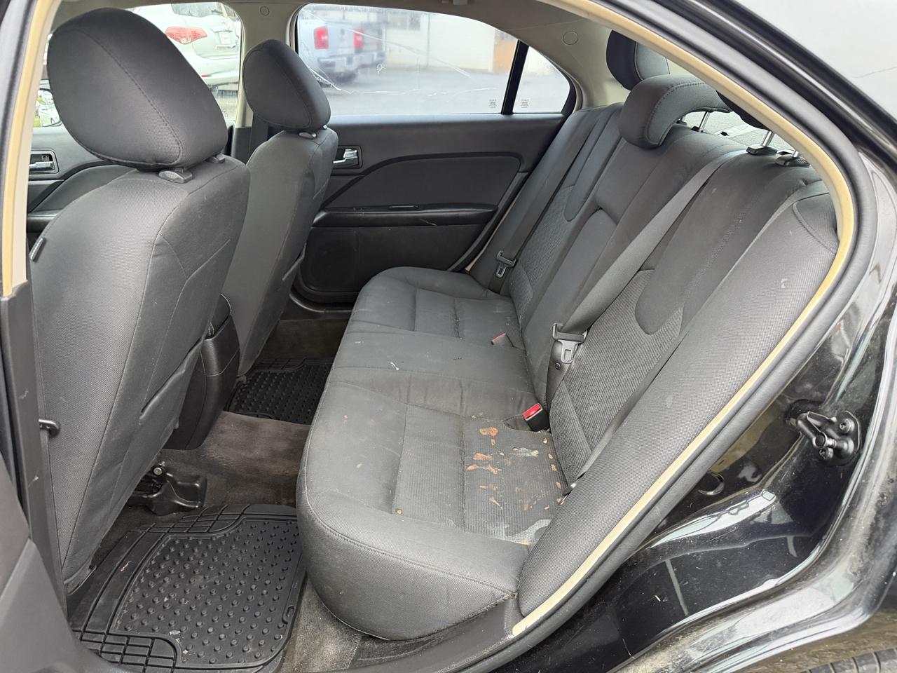 Ford Fusion 4dr Sdn SE FWD 2011