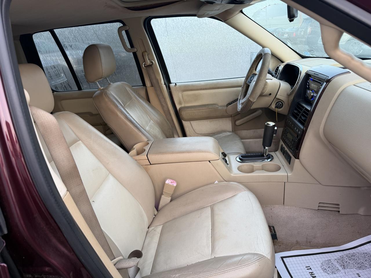 Ford Explorer 4dr 114" WB 4.6L Limited 4WD 2006