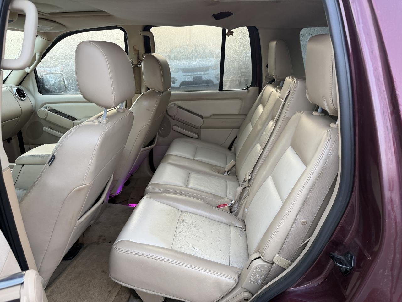 Ford Explorer 4dr 114" WB 4.6L Limited 4WD 2006