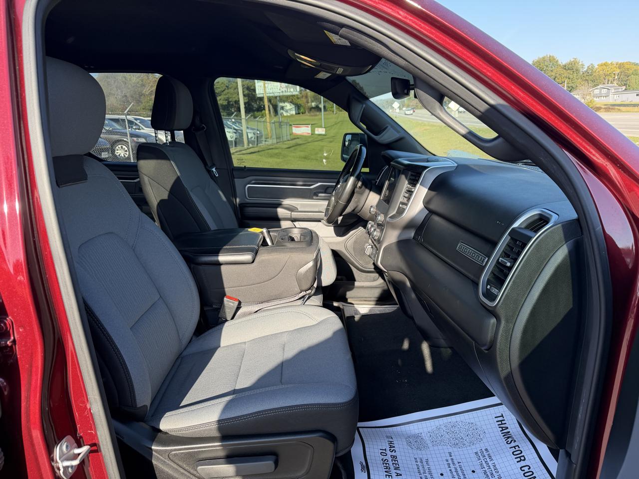 RAM 1500 Big Horn 4x2 Quad Cab 6'4" Box 2021