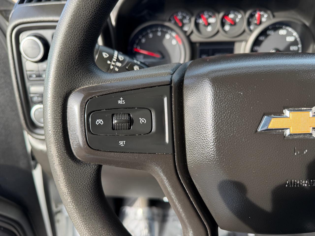 Chevrolet Silverado 1500 4WD Crew Cab 157" Custom 2021