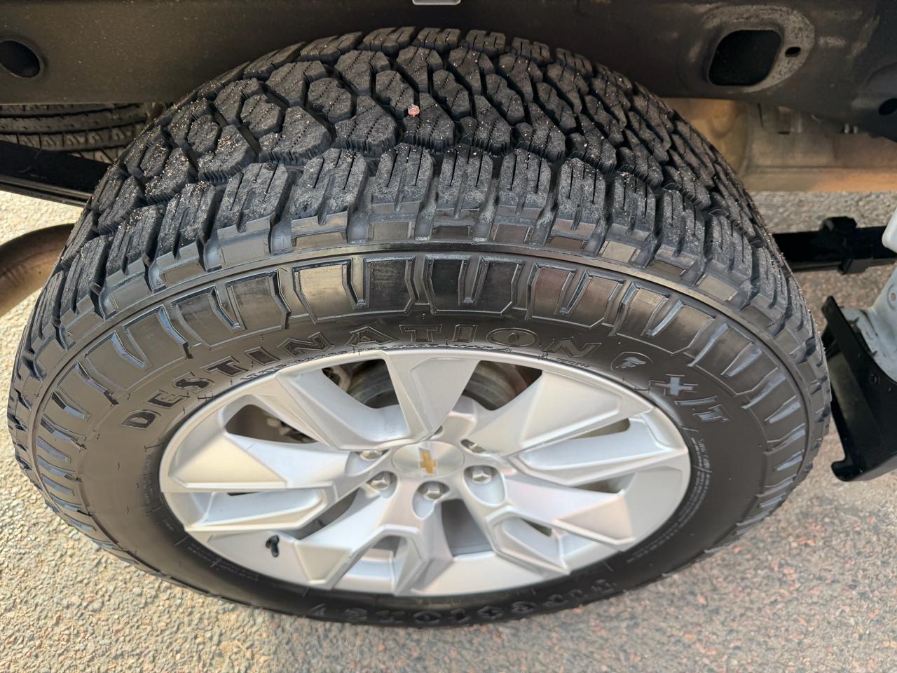 Chevrolet Silverado 1500 4WD Crew Cab 157" Custom 2021