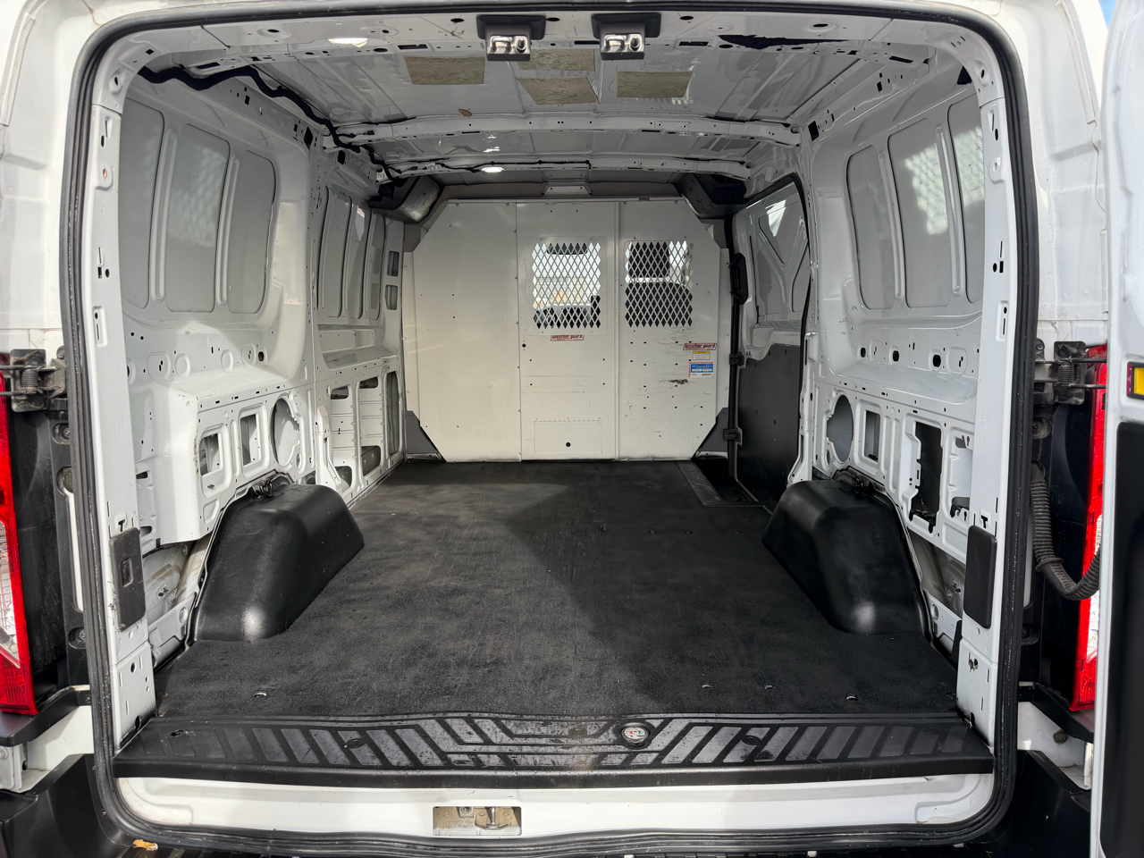 Ford Transit Van T-250 130" Low Rf 9000 GVWR Sliding RH Dr 2019