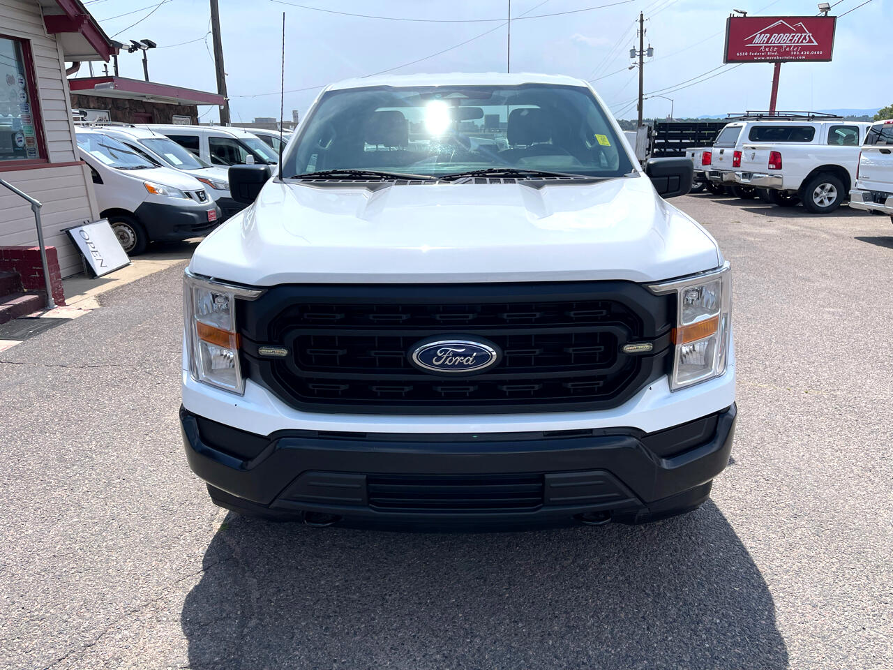 Ford F-150 XL 4WD SuperCab 8' Box 2022 Ford F-150 XL 4WD SuperCab 8' Box 2022