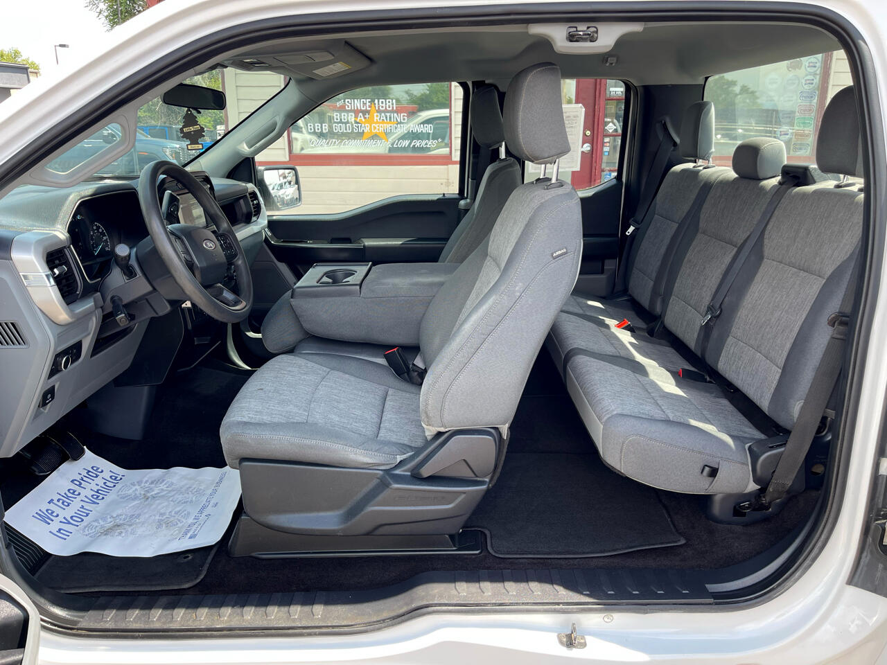 Ford F-150 XL 4WD SuperCab 8' Box 2022 Ford F-150 XL 4WD SuperCab 8' Box 2022