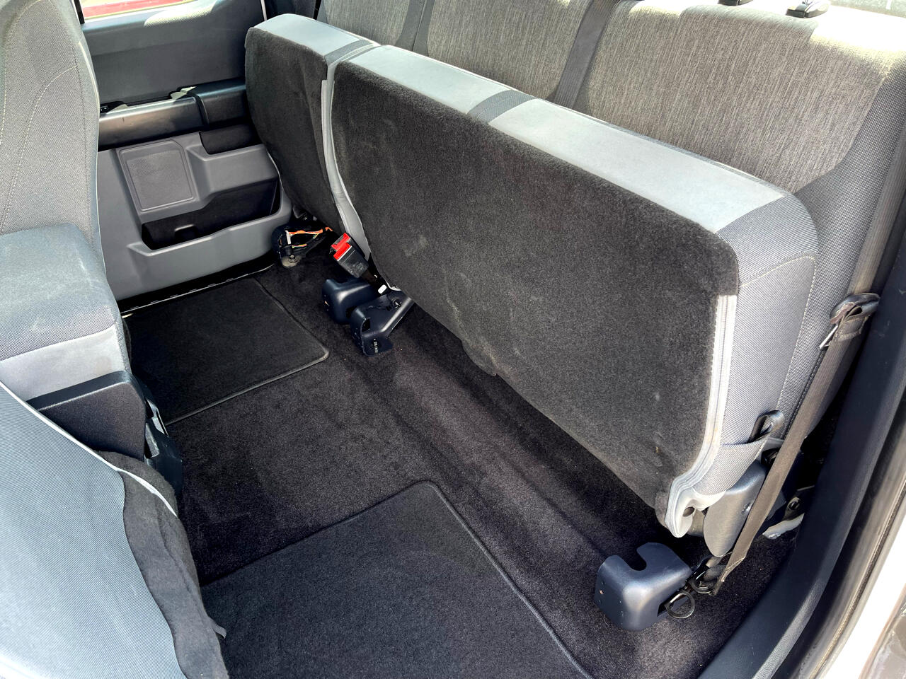 Ford F-150 XL 4WD SuperCab 8' Box 2022 Ford F-150 XL 4WD SuperCab 8' Box 2022