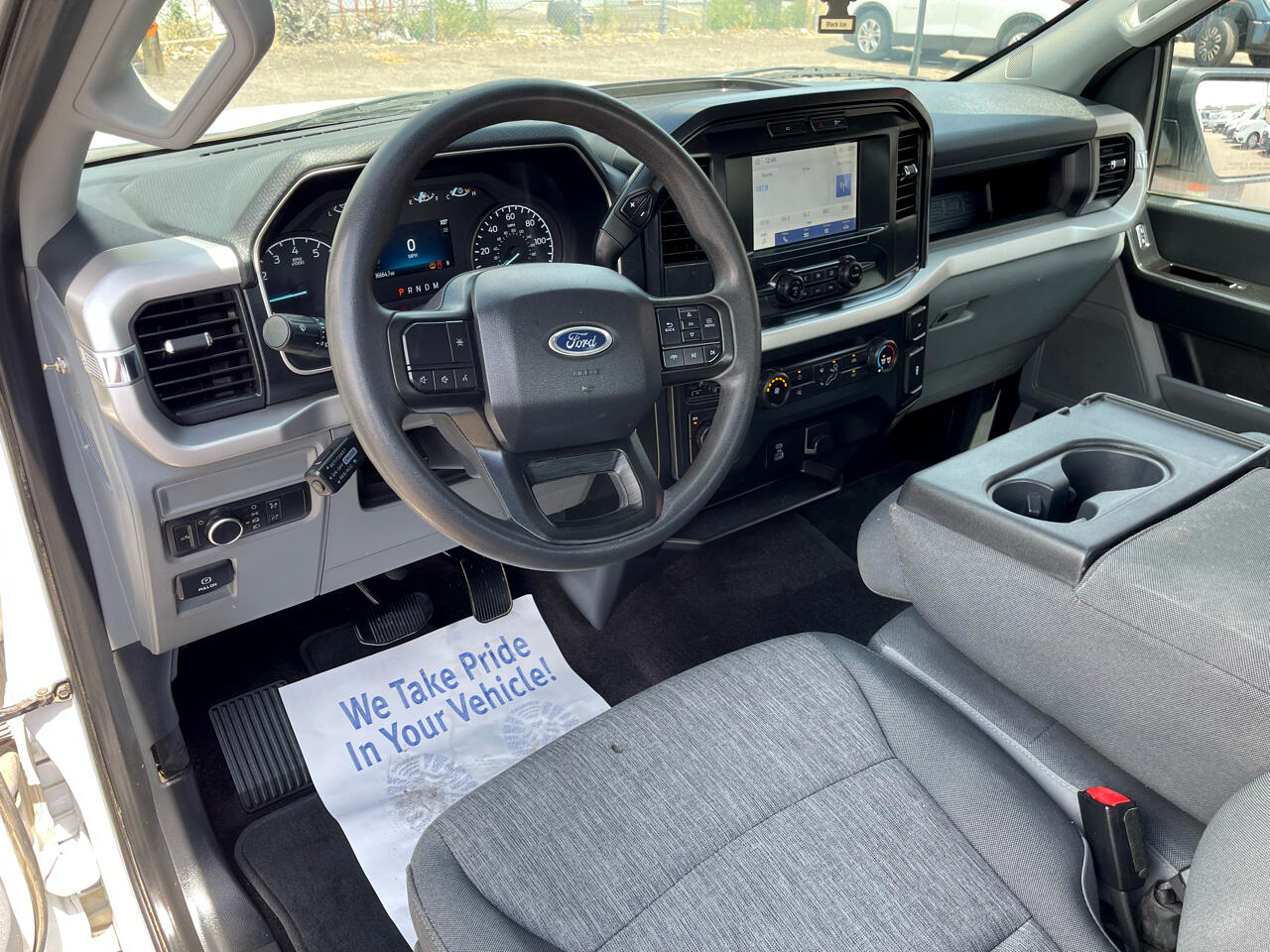 Ford F-150 XL 4WD SuperCab 8' Box 2022 Ford F-150 XL 4WD SuperCab 8' Box 2022