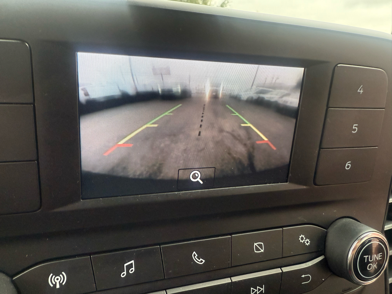 Ford Transit Cargo Van T-250 130" Low Rf 9070 GVWR RWD 2024 Ford Transit Cargo Van T-250 130" Low Rf 9070 GVWR RWD 2024