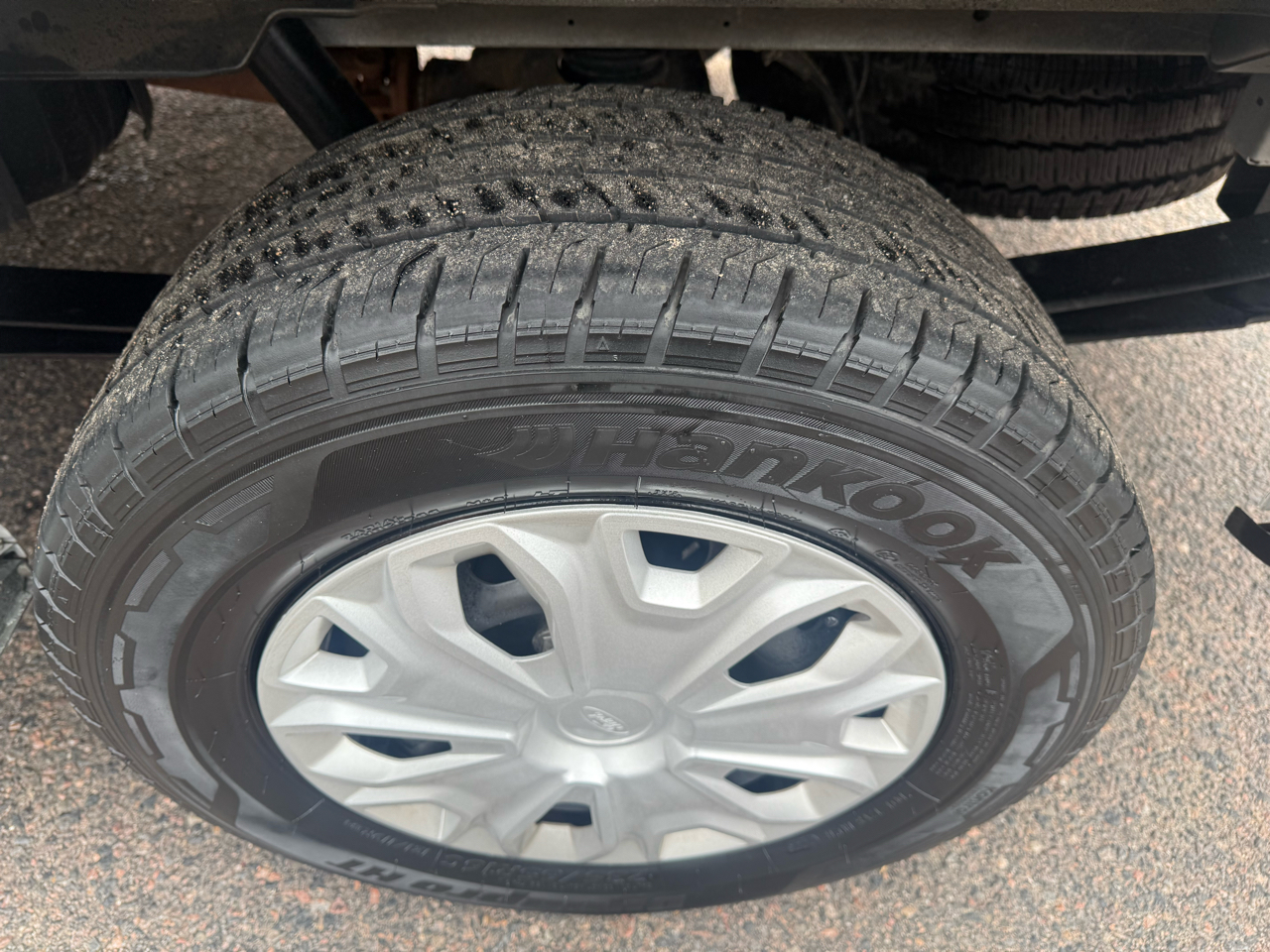 Ford Transit Cargo Van T-250 130" Low Rf 9070 GVWR RWD 2024 Ford Transit Cargo Van T-250 130" Low Rf 9070 GVWR RWD 2024