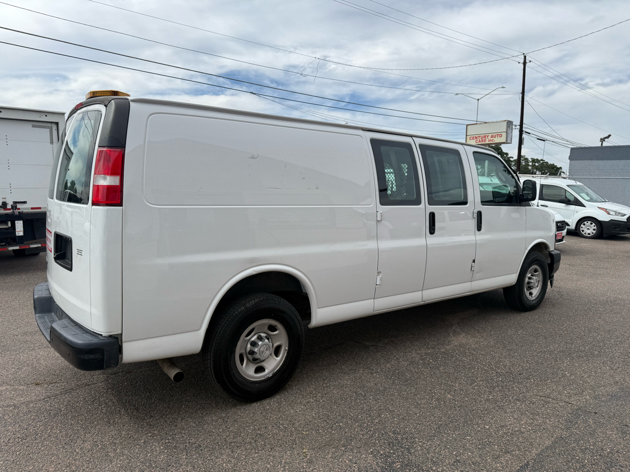 2020 Chevrolet Express Cargo Van 2500 photo 3