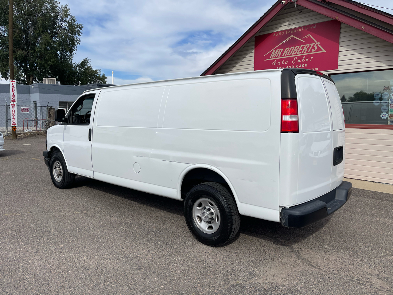 2020 Chevrolet Express Cargo Van 2500 photo 3
