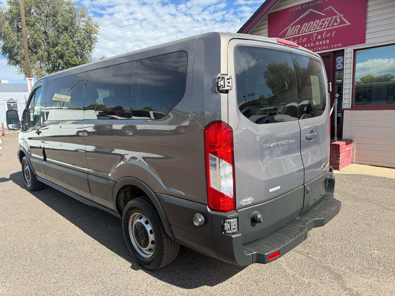 Ford Transit Wagon T-350 148" Low Roof XL Sliding RH Dr 2016 Ford Transit Wagon T-350 148" Low Roof XL Sliding RH Dr 2016