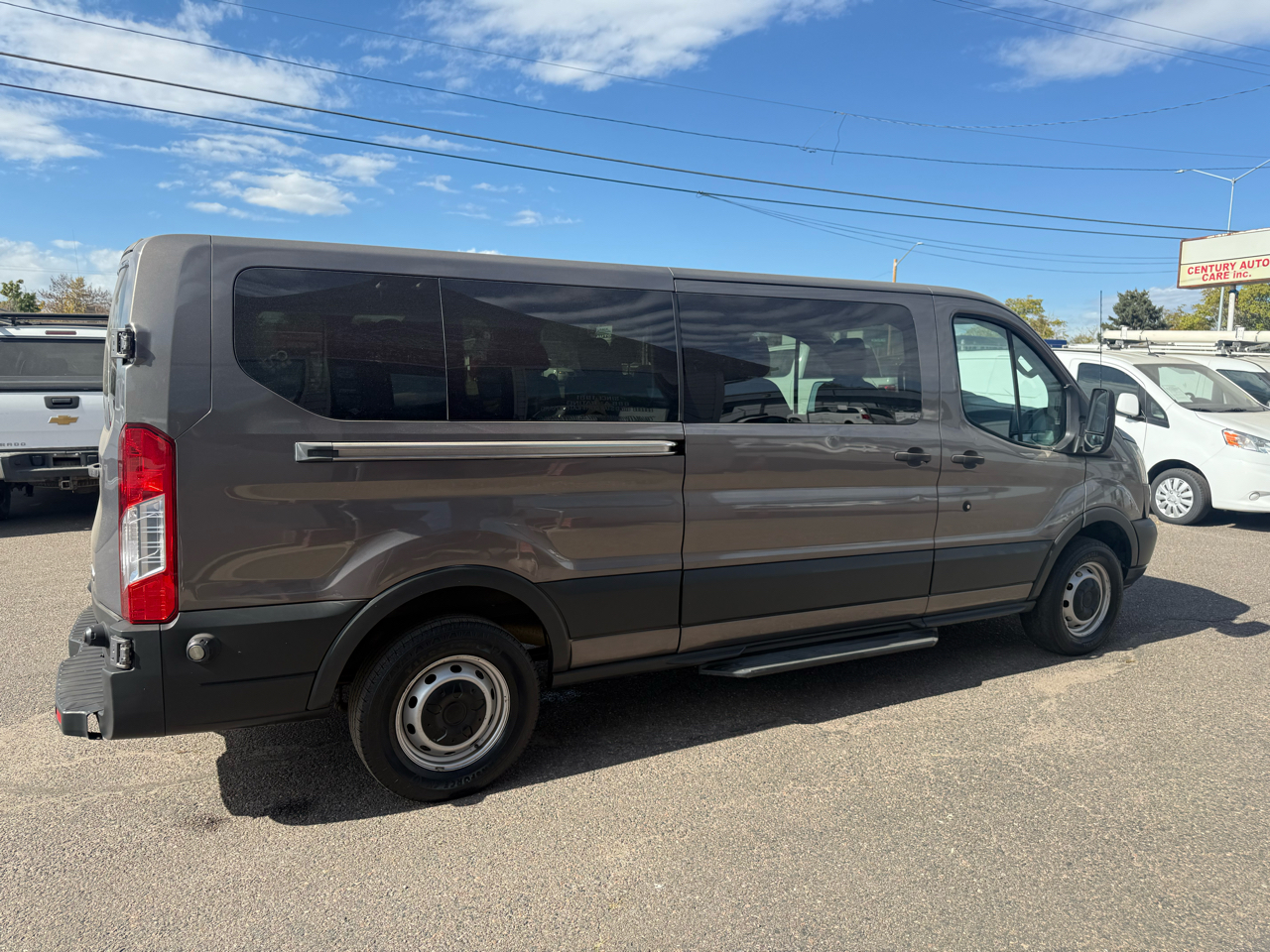 Ford Transit Wagon T-350 148" Low Roof XL Sliding RH Dr 2016 Ford Transit Wagon T-350 148" Low Roof XL Sliding RH Dr 2016