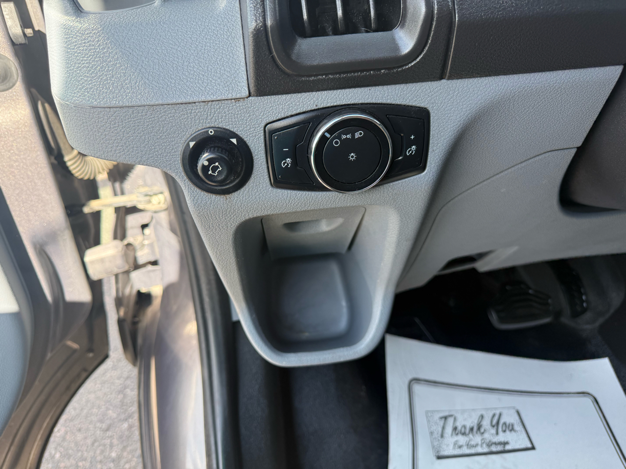 Ford Transit Wagon T-350 148" Low Roof XL Sliding RH Dr 2016 Ford Transit Wagon T-350 148" Low Roof XL Sliding RH Dr 2016