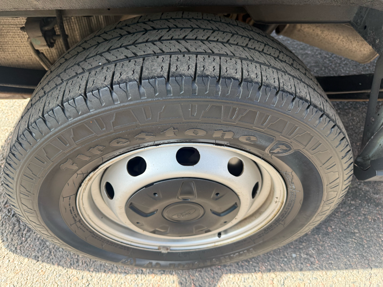 Ford Transit Wagon T-350 148" Low Roof XL Sliding RH Dr 2016 Ford Transit Wagon T-350 148" Low Roof XL Sliding RH Dr 2016