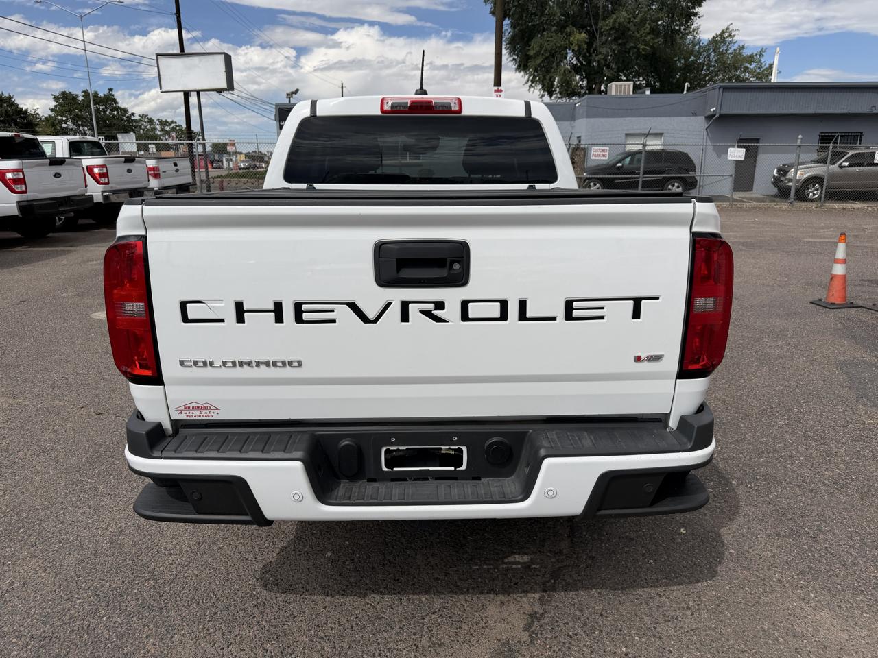 2022 Chevrolet Colorado LT - Photo 8