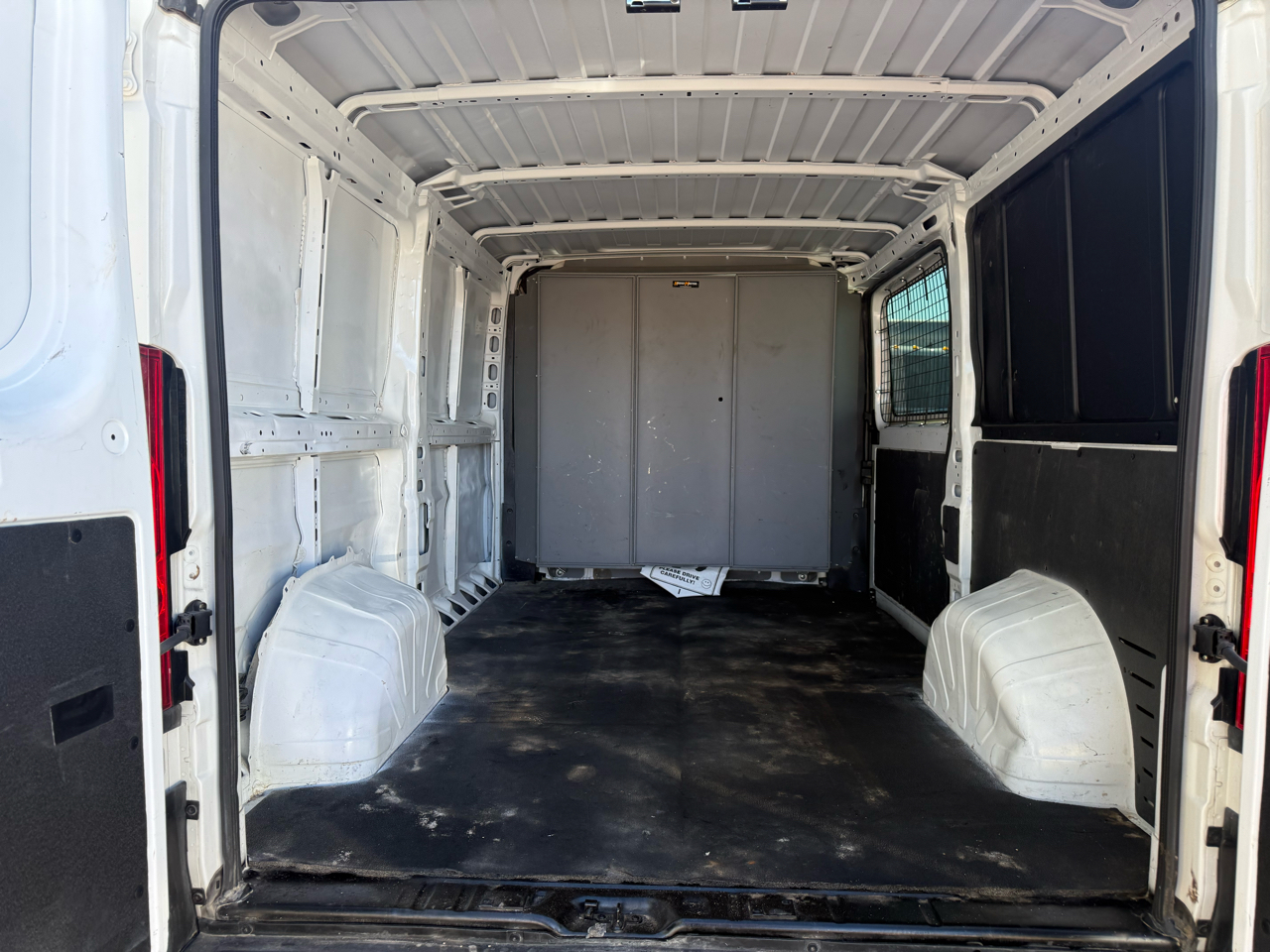 RAM ProMaster Cargo Van 2500 Low Roof 136" WB 2023 RAM ProMaster Cargo Van 2500 Low Roof 136" WB 2023