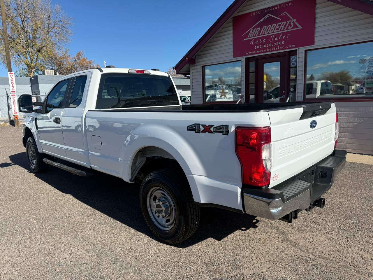 Ford Super Duty F-250 SRW XL 4WD SuperCab 8' Box 2021
