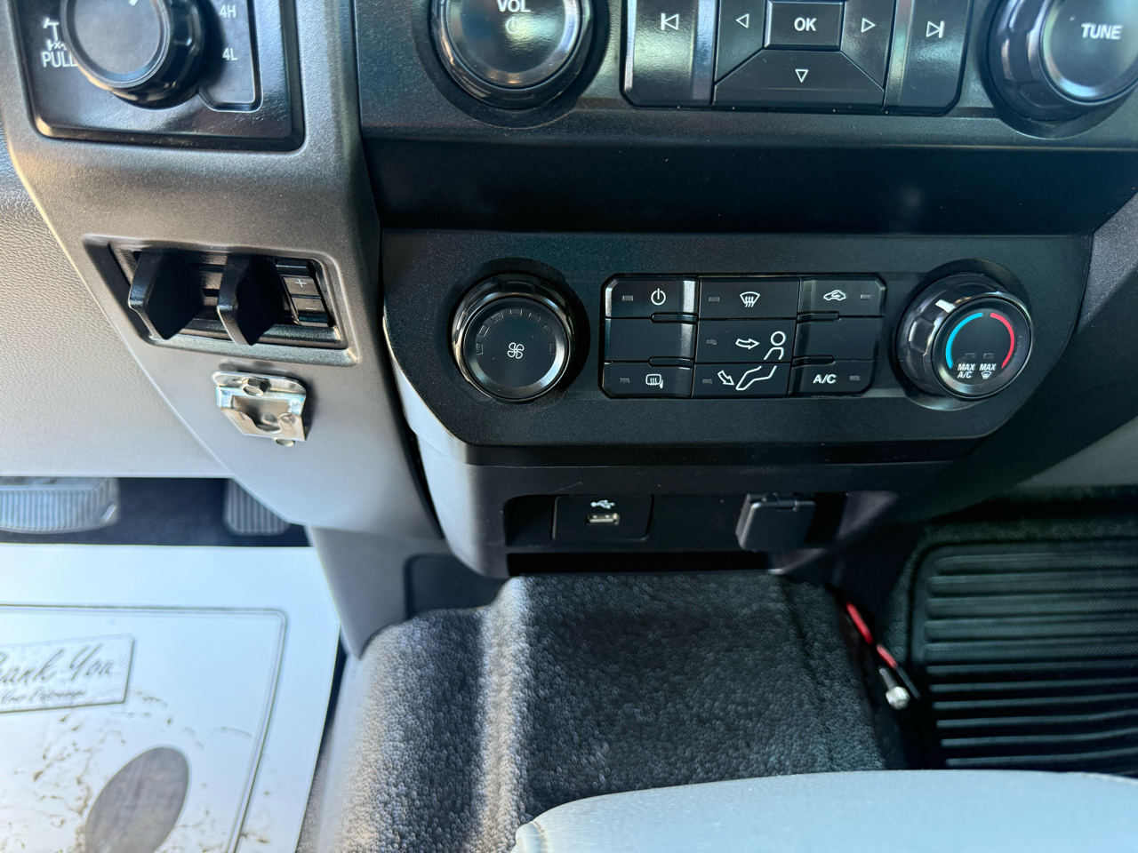 Ford Super Duty F-250 SRW XL 4WD SuperCab 8' Box 2021