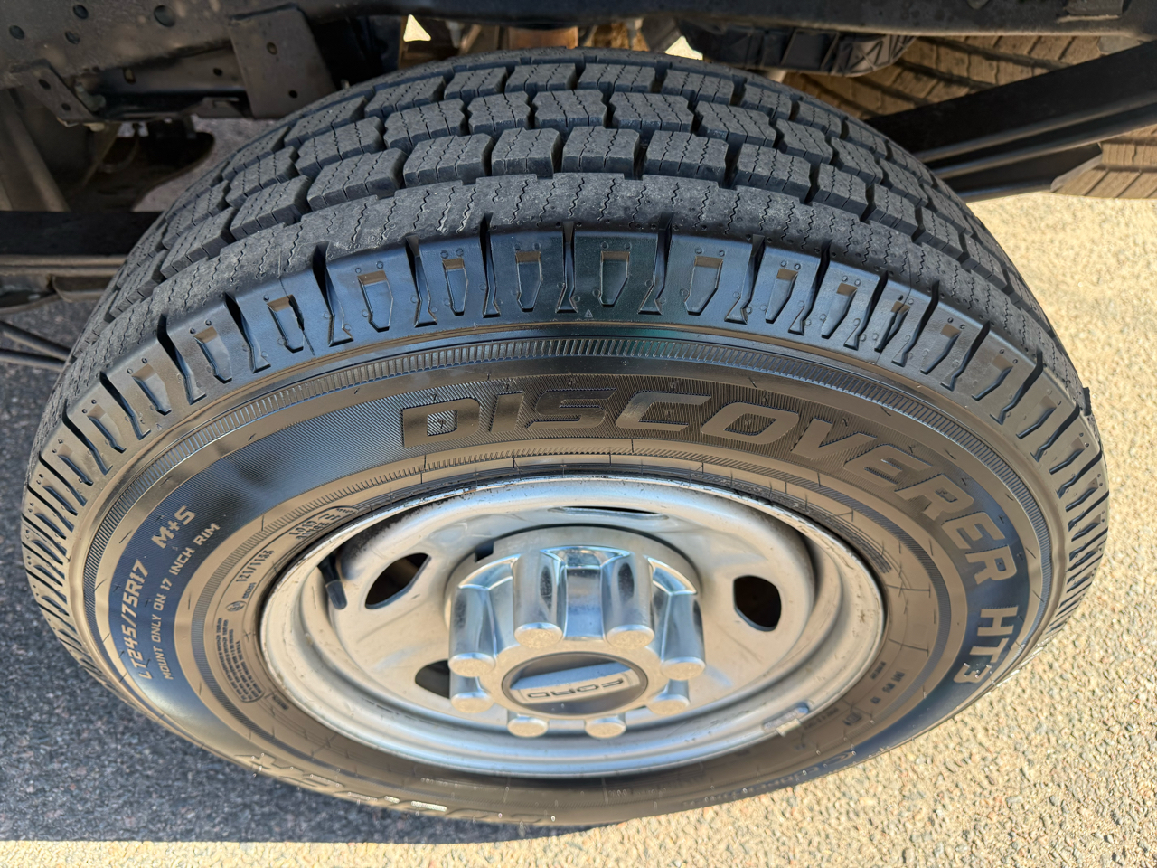 Ford Super Duty F-250 SRW XL 4WD SuperCab 8' Box 2021