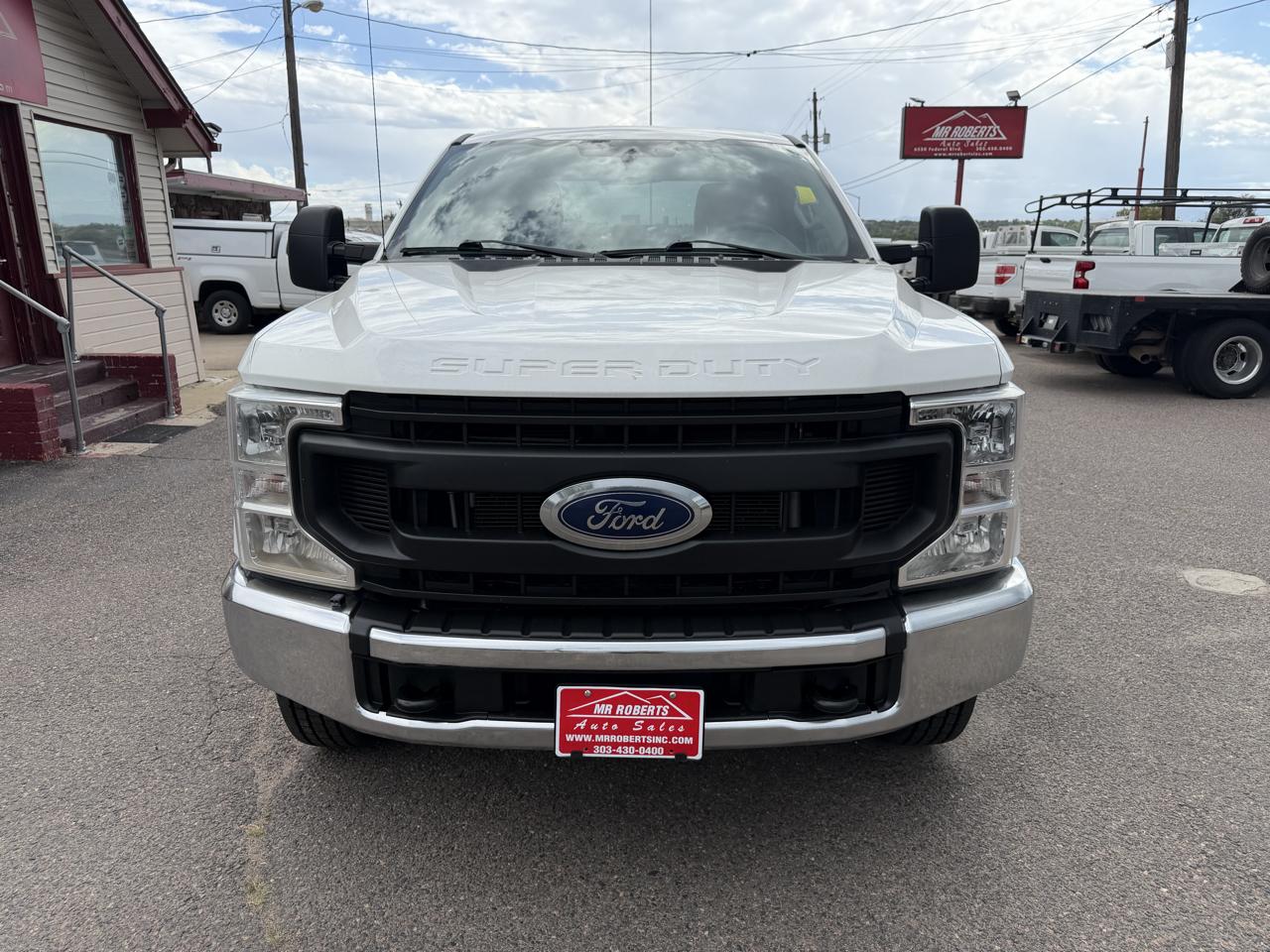 Ford Super Duty F-250 SRW XL 4WD SuperCab 8' Box 2021