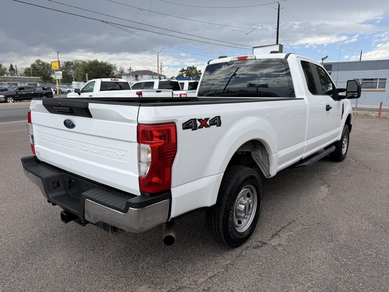 Ford Super Duty F-250 SRW XL 4WD SuperCab 8' Box 2021