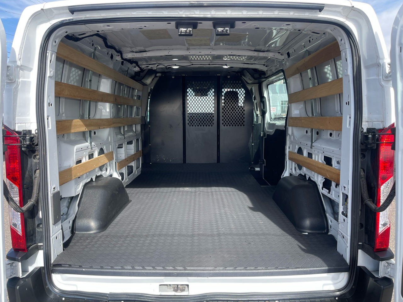 Ford Transit Cargo Van T-250 130" Low Rf 9070 GVWR RWD 2024