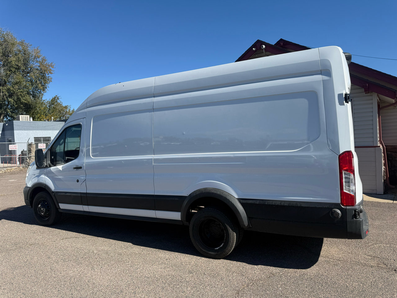 Ford Transit Cargo Van T-350 HD 148" EL Hi Rf 9950 GVWR DRW RWD 2020 Ford Transit Cargo Van T-350 HD 148" EL Hi Rf 9950 GVWR DRW RWD 2020