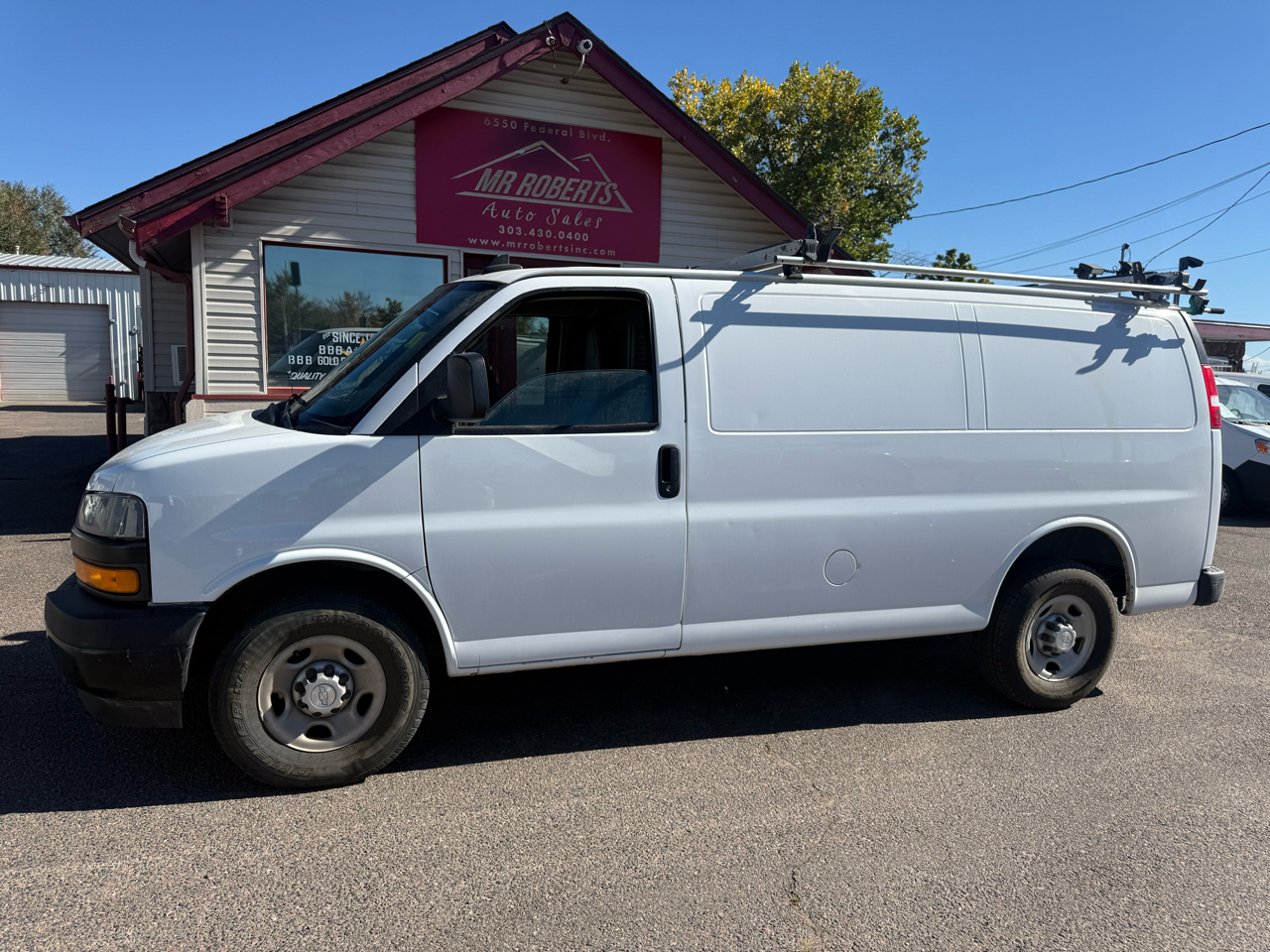 Chevrolet Express Cargo Van RWD 2500 135" 2018 Chevrolet Express Cargo Van RWD 2500 135" 2018