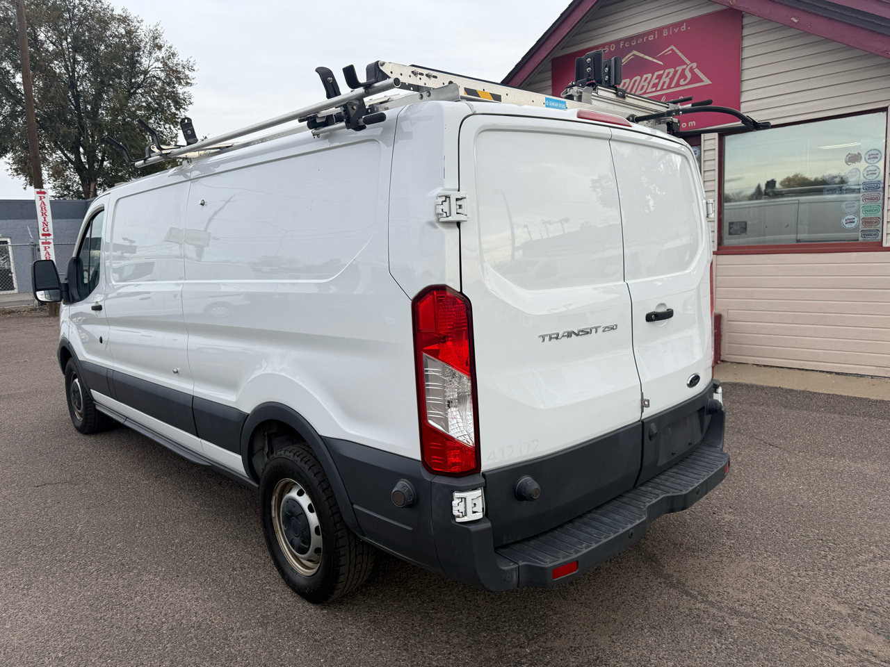 Ford Transit Van T-250 148" Low Rf 9000 GVWR Sliding RH Dr 2018 Ford Transit Van T-250 148" Low Rf 9000 GVWR Sliding RH Dr 2018