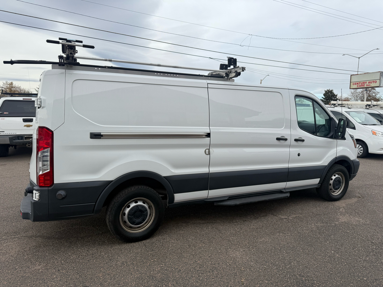 Ford Transit Van T-250 148" Low Rf 9000 GVWR Sliding RH Dr 2018 Ford Transit Van T-250 148" Low Rf 9000 GVWR Sliding RH Dr 2018