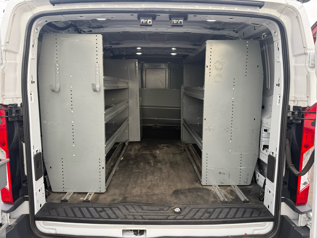 Ford Transit Van T-250 148" Low Rf 9000 GVWR Sliding RH Dr 2018 Ford Transit Van T-250 148" Low Rf 9000 GVWR Sliding RH Dr 2018