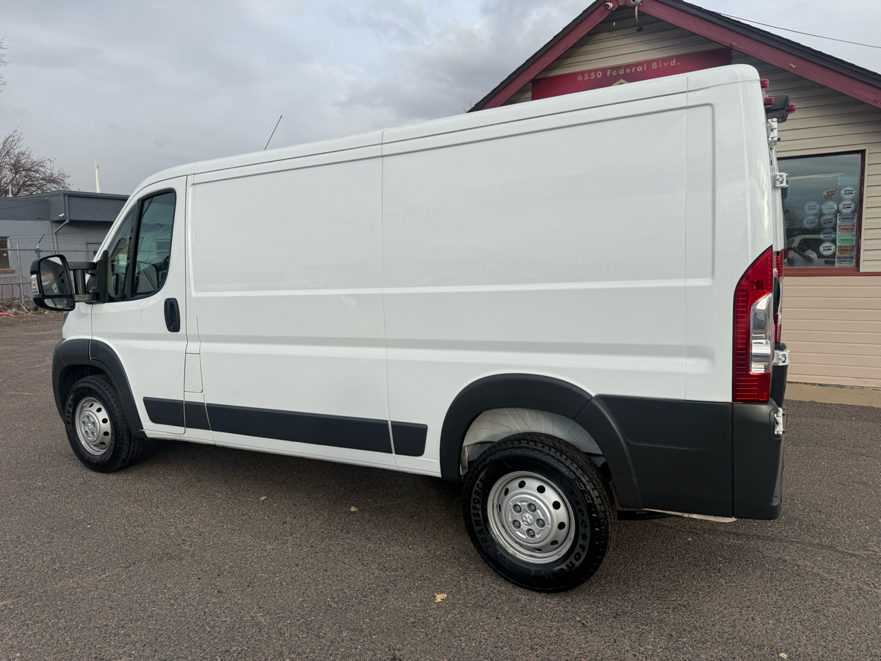 RAM ProMaster Cargo Van 1500 Low Roof 136" WB 2018