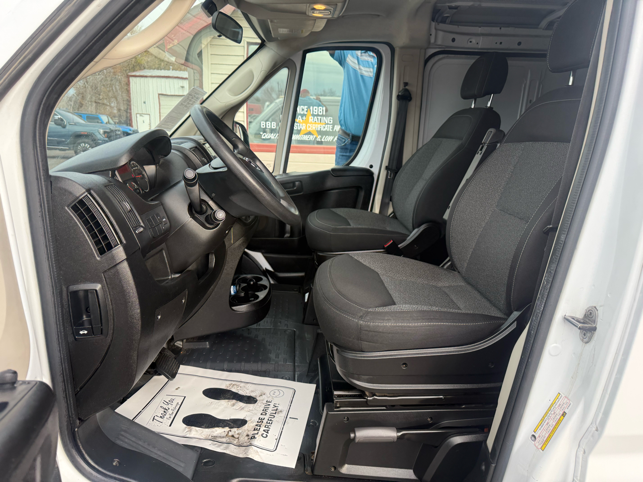 RAM ProMaster Cargo Van 1500 Low Roof 136" WB 2018