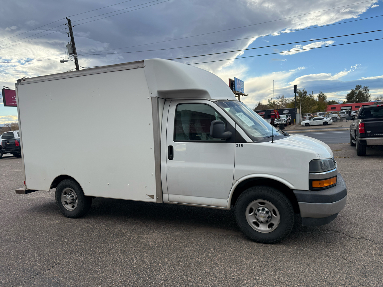 2020 Chevrolet Express Commercial Cutaway 3500 Van 139"