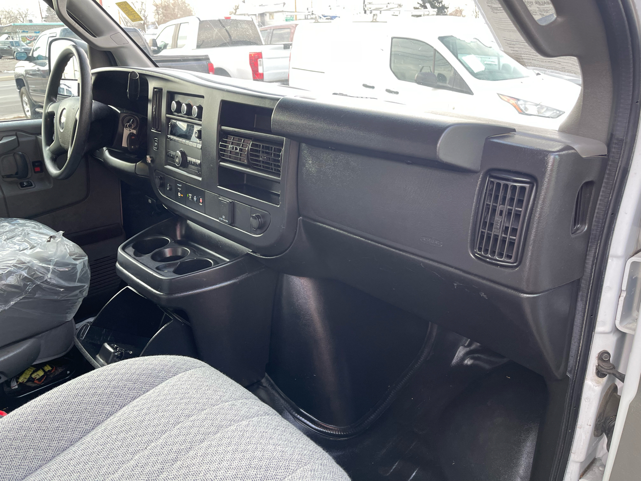 Chevrolet Express Commercial Cutaway 3500 Van 139" 2020