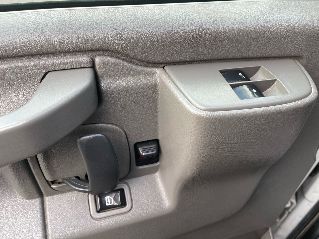 Chevrolet Express Commercial Cutaway 3500 Van 139" 2020