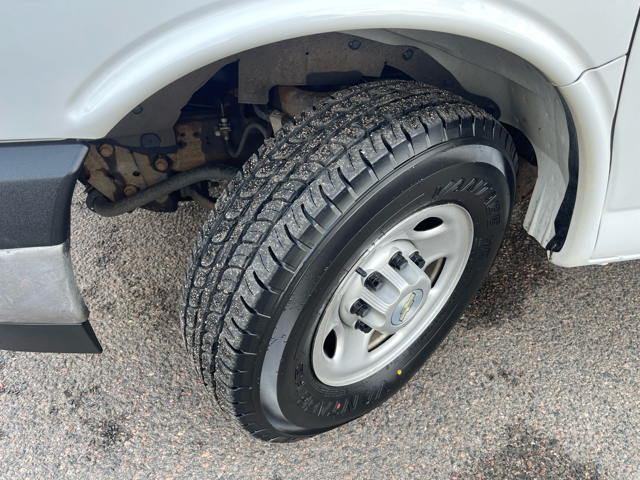 Chevrolet Express Commercial Cutaway 3500 Van 139" 2020