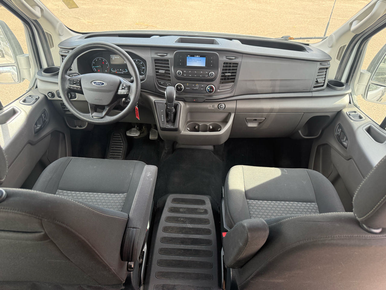 2023 Ford Transit Passenger XLT photo 3