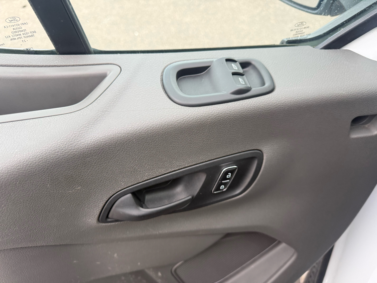 Ford Transit Passenger Wagon T-350 148" Low Roof XLT AWD 2023