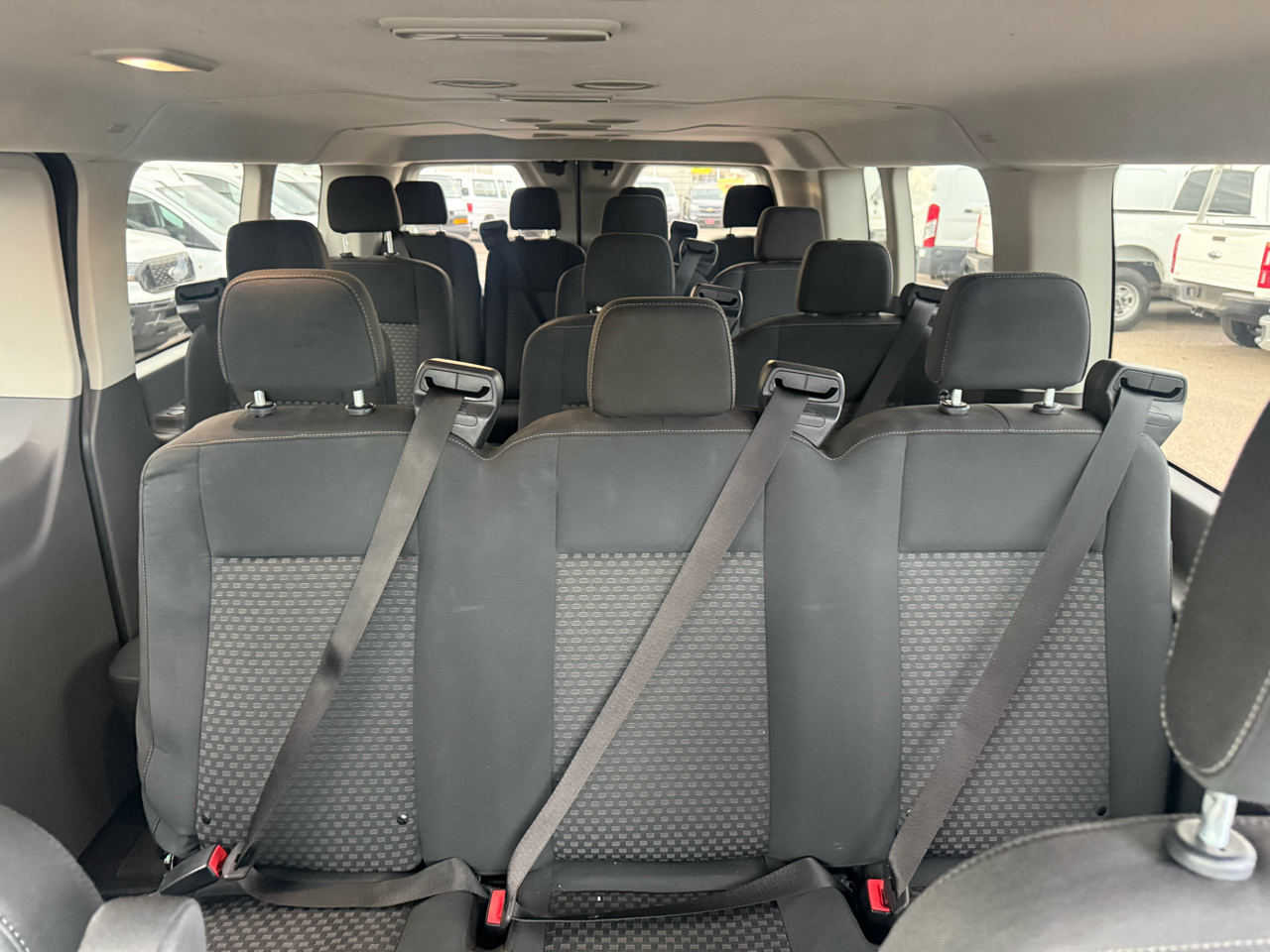 Ford Transit Passenger Wagon T-350 148" Low Roof XLT AWD 2023