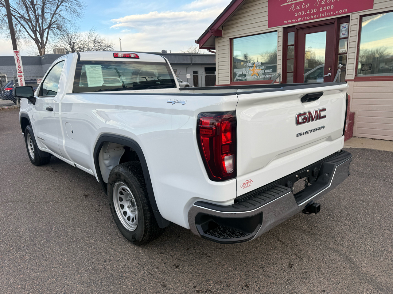 GMC Sierra 1500 4WD Reg Cab 140" 2021