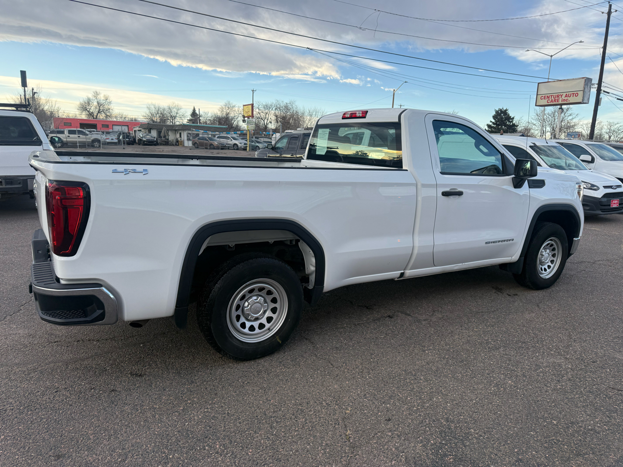 GMC Sierra 1500 4WD Reg Cab 140" 2021
