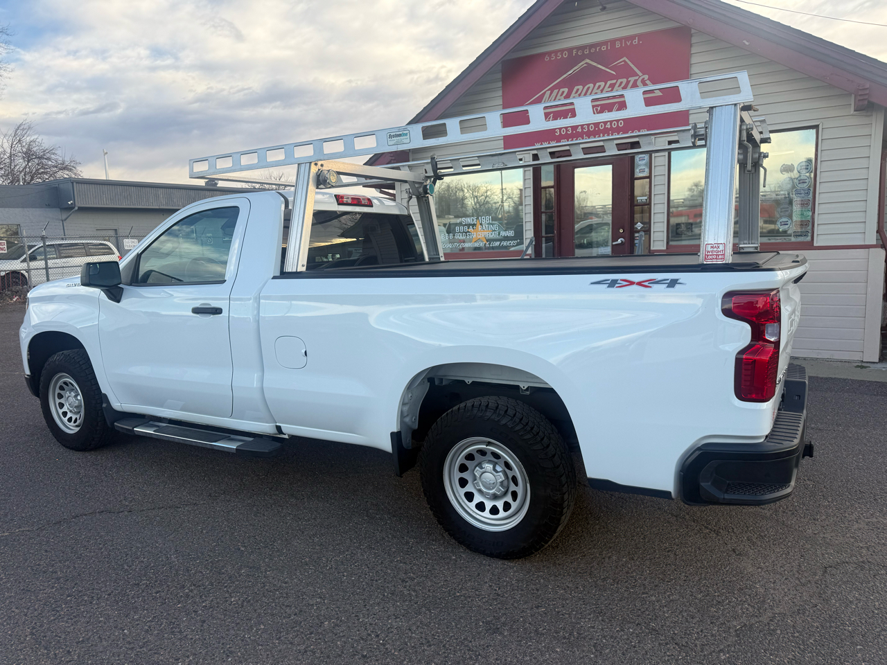 Chevrolet Silverado 1500 4WD Reg Cab 140" Work Truck 2022