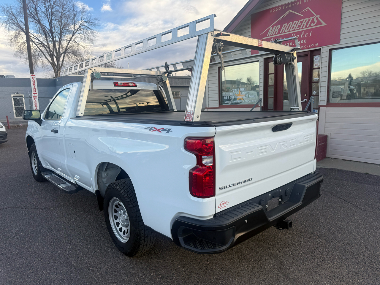Chevrolet Silverado 1500 4WD Reg Cab 140" Work Truck 2022