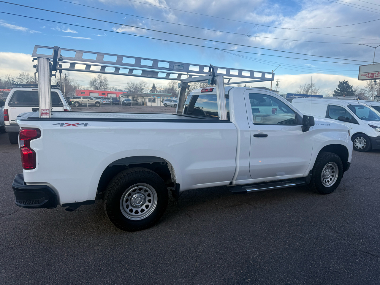 Chevrolet Silverado 1500 4WD Reg Cab 140" Work Truck 2022