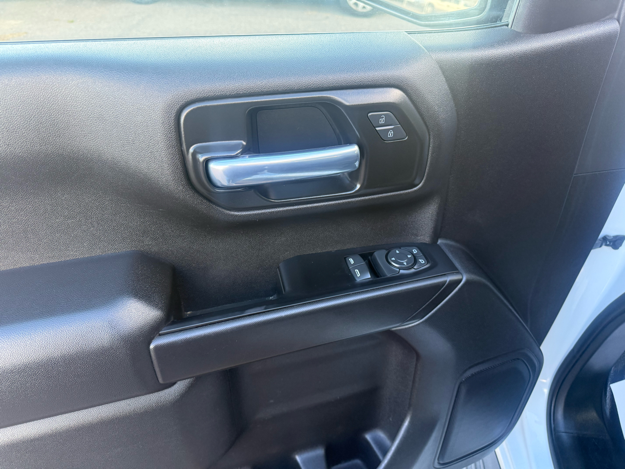 Chevrolet Silverado 1500 4WD Reg Cab 140" Work Truck 2022