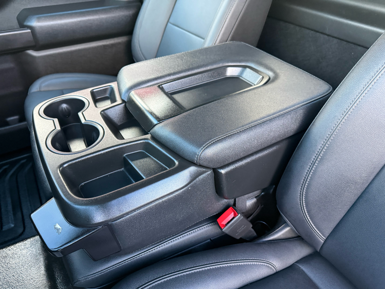 Chevrolet Silverado 1500 4WD Reg Cab 140" Work Truck 2022