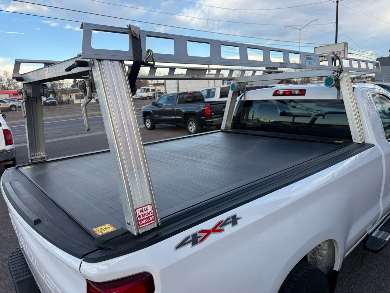 Chevrolet Silverado 1500 4WD Reg Cab 140" Work Truck 2022